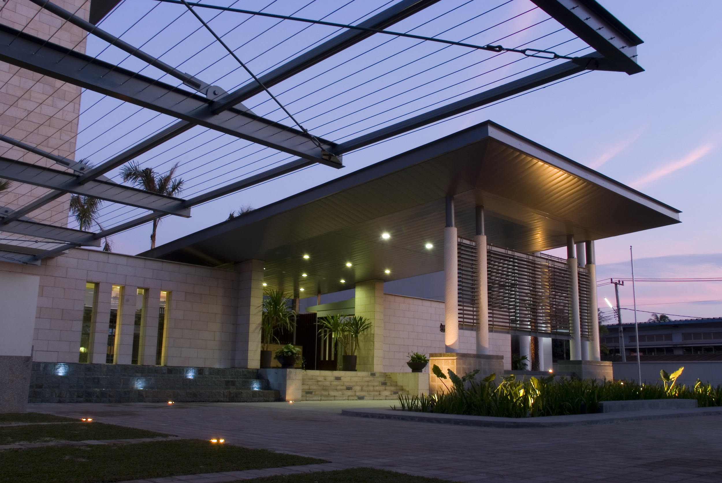 enter-singapore-embassy-vientiane-jgp-architecture